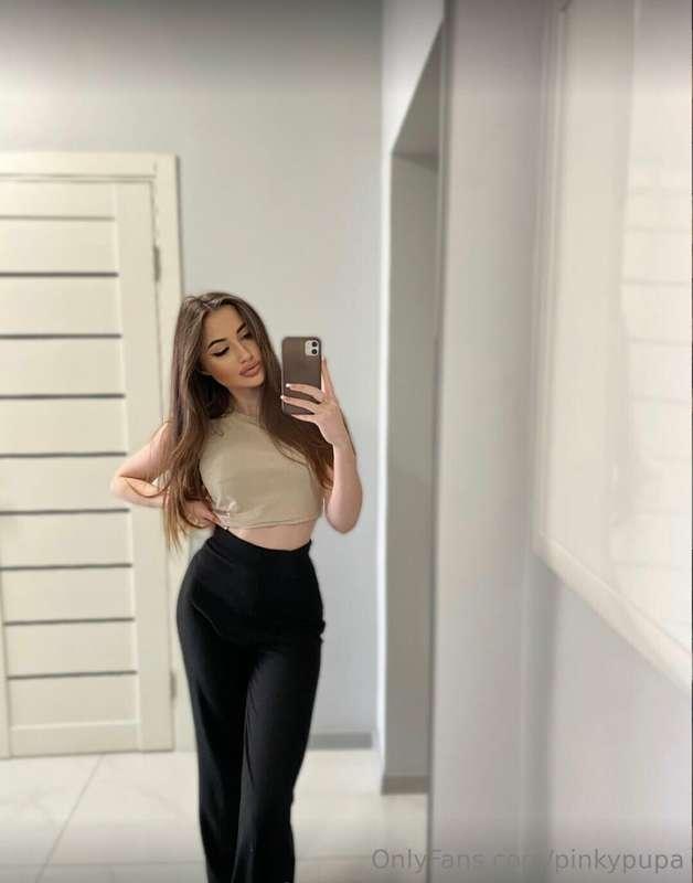My friend is looking for her daddy @nancyyy_v 🙈💦 This naught..
