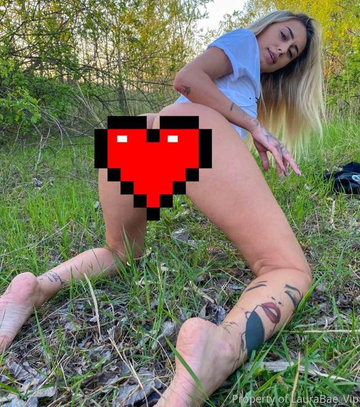 Check out my vip @laurabae_vip everything is uncensored ther..