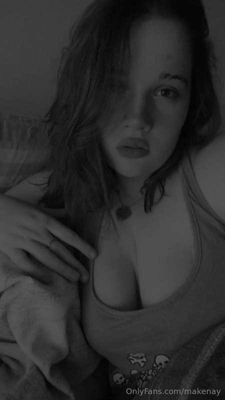 ⚠️⚠️ NEW ON ONLYFANS ⚠️⚠️ 🔥 @little11red 🔥Horny girl wants t..