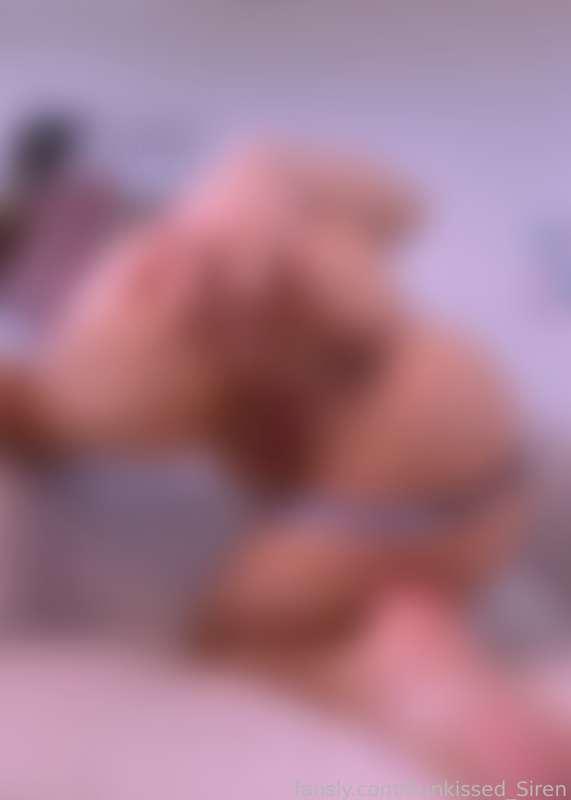sunkissed_siren image #5