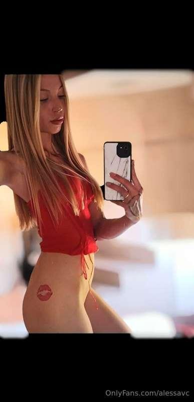 --------------🎀𝕜𝕚𝕞 🎀
            𝕋𝕙𝕖 𝕢𝕦𝕖𝕖𝕟 𝕠𝕗 𝕔𝕠𝕔𝕜𝕤 𝕓𝕒𝕓𝕪 
  ..