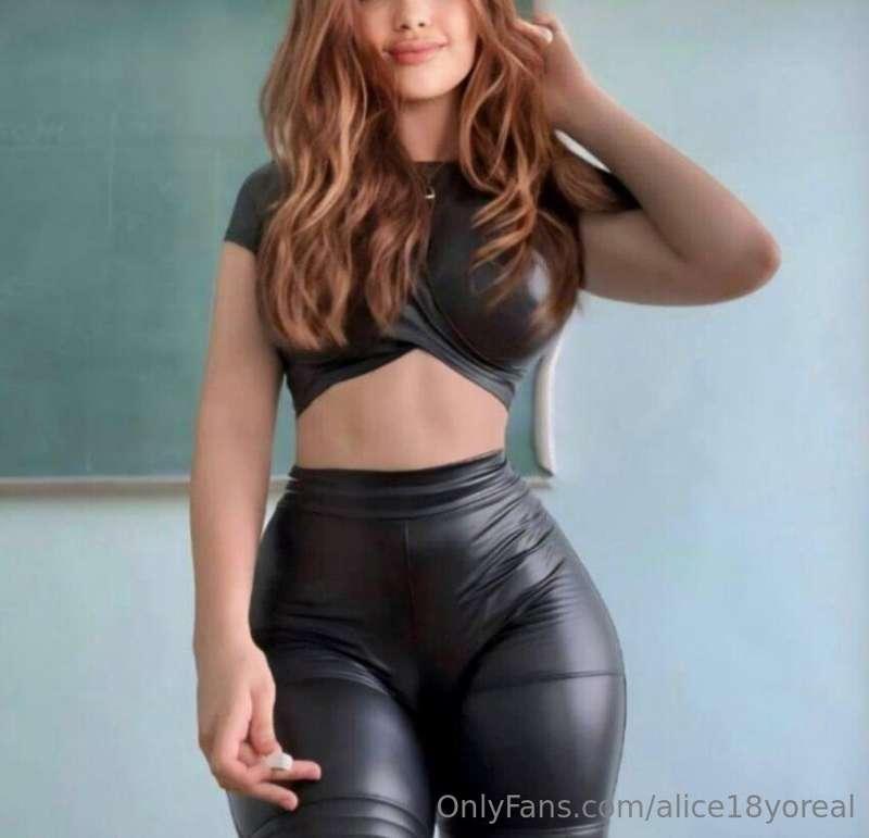 She is the top star of Playboy 2024👅💦 but no one has seen he..