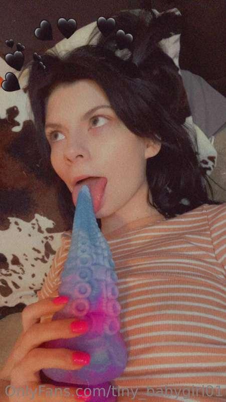 tiny_babygirl01 image #0