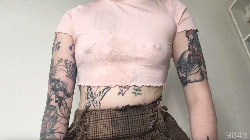 needle play 

#needle #hardcore #nipples #tits #pain #bdsm #punishment #sadomasochist #masochist #painslut #slut #fyp 