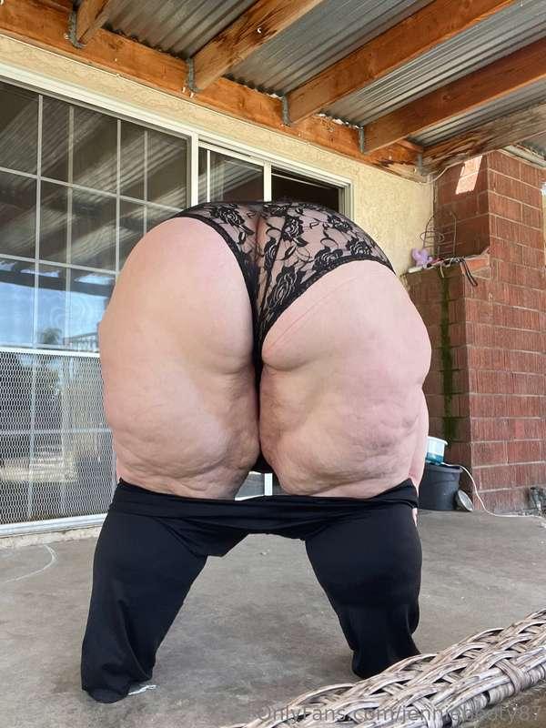 🖤🖤🖤🖤