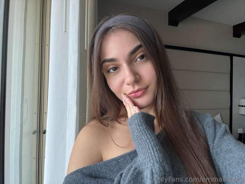 send me a selfie back