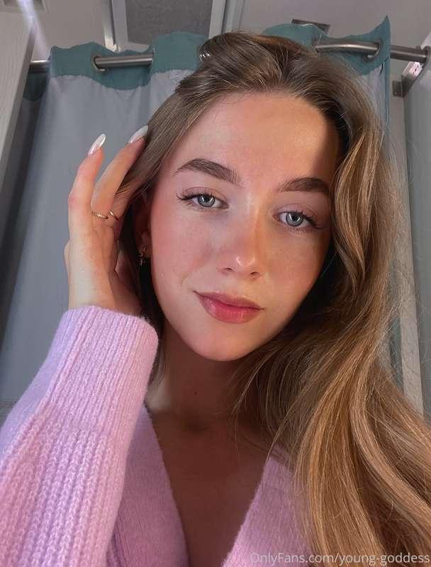 young-goddess main image