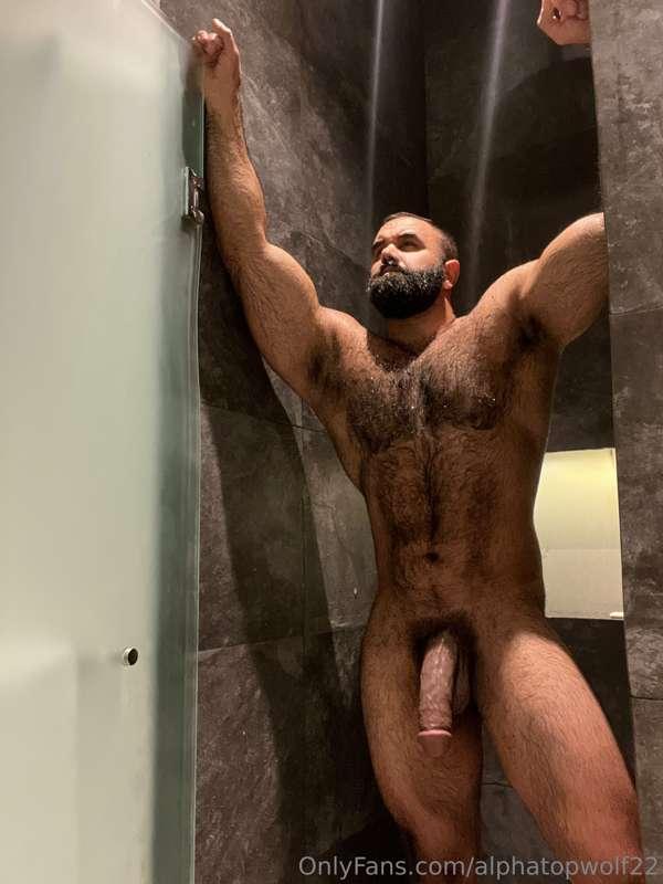 Daddy needs to wash all this pussy juice off from his trip t..