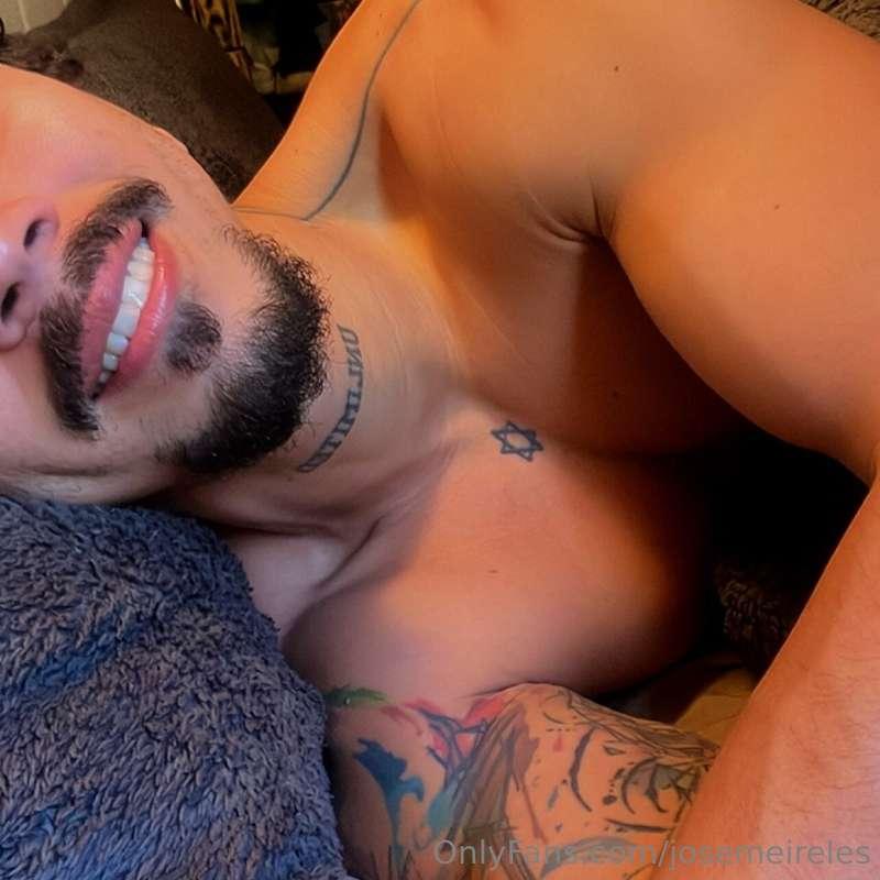 Tardes por la tarde https://onlyfans.com/josemeireles