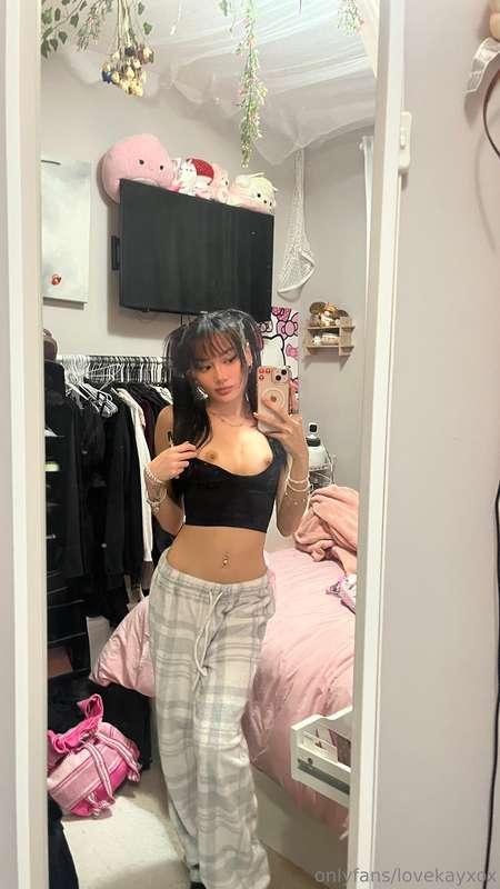big lazy day for me, i just wanna cuddle 🥰