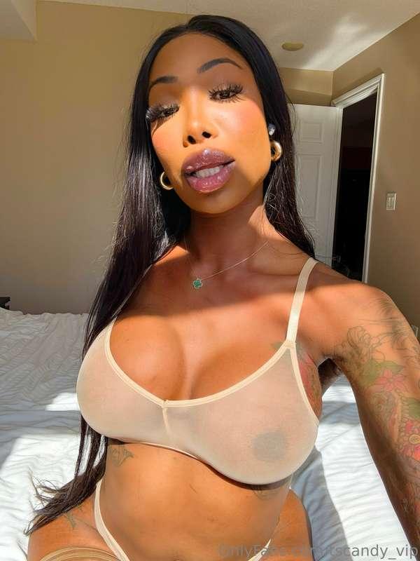 Looking bomb 💣 