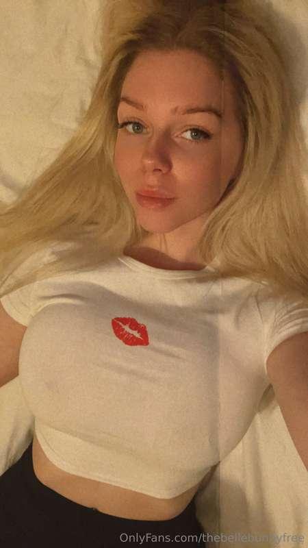 50% OFF NOW‼️ on @thebellebunny come chat with me I am horny..