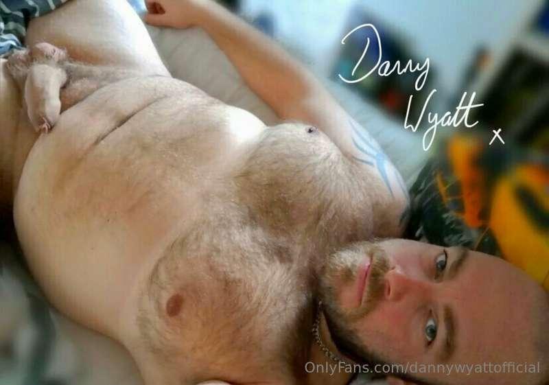 dannywyattofficial image #5