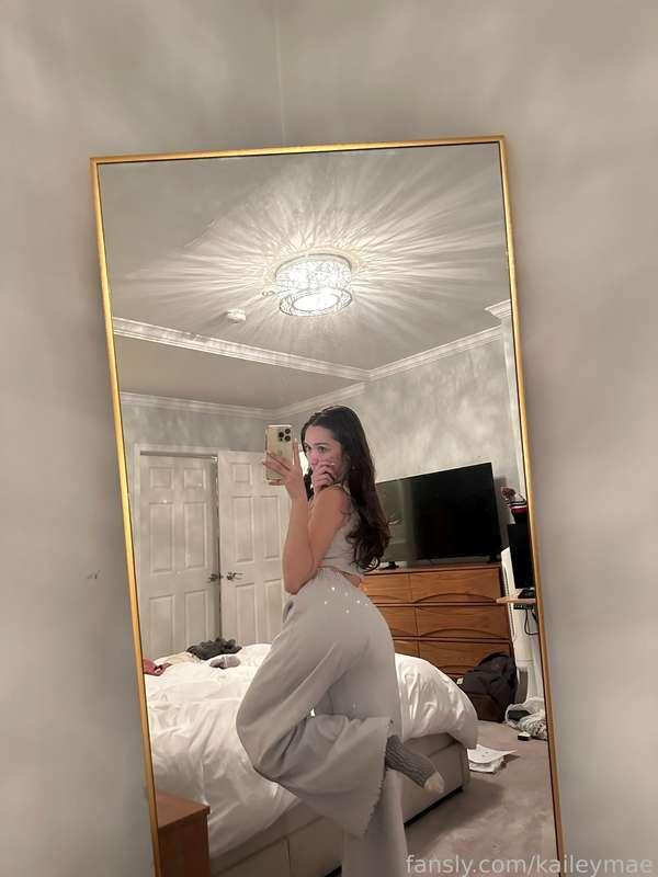 kaileymae image #1