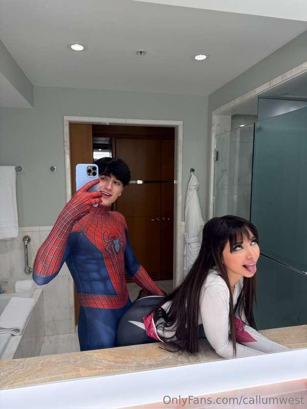 Me and @waifumiia just made some very new hot content 😏🥵 are..