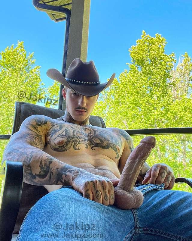 I’ll put your riding skills to the test 😉🤠…
