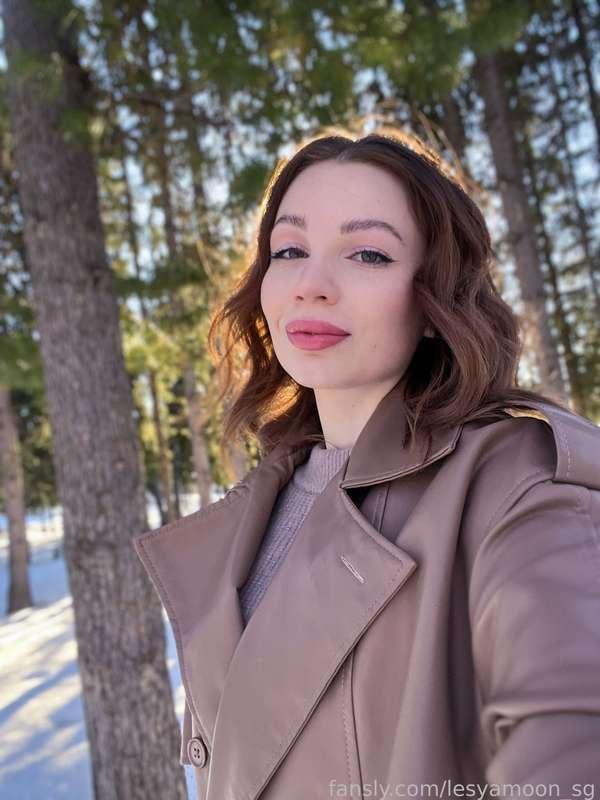 Hooray! It's finally warm in my city! I love spring 🌞🌿

#fyp #life #selfie #brunette #cute #cutiegirl #brownhaired #greeneyes #blog #teen