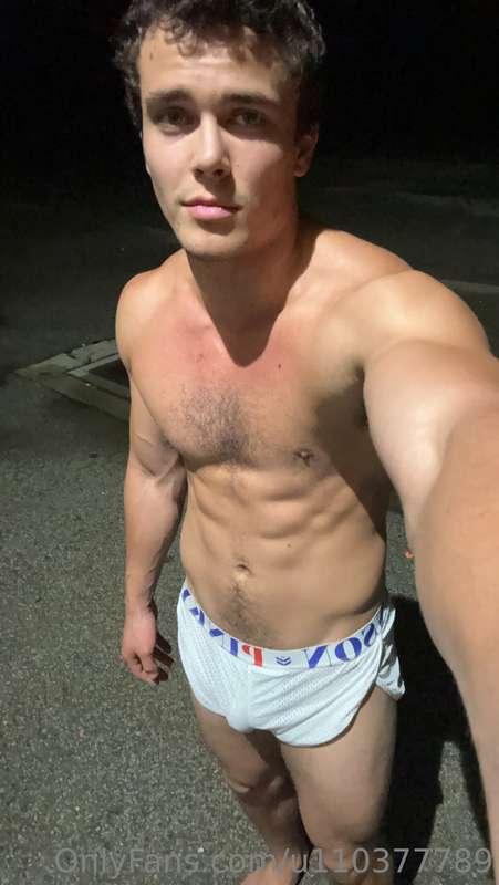 connorbottoms image #2