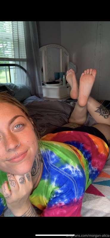 RUNNING A SPECIAL🥰🤩. 35$ you get a 2 min video & 3 photos.  ..