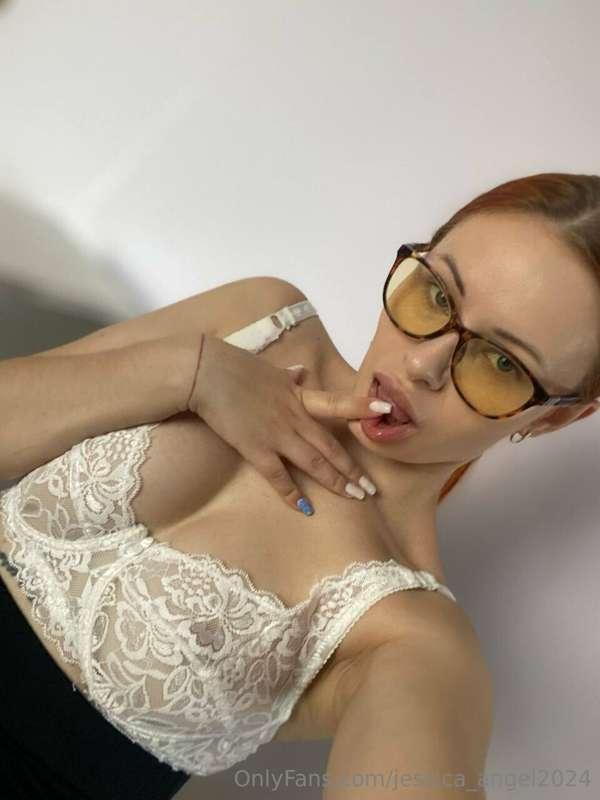 🤎 Look at this HOT GIRL with red hair🧡
@firley_lorence she h..