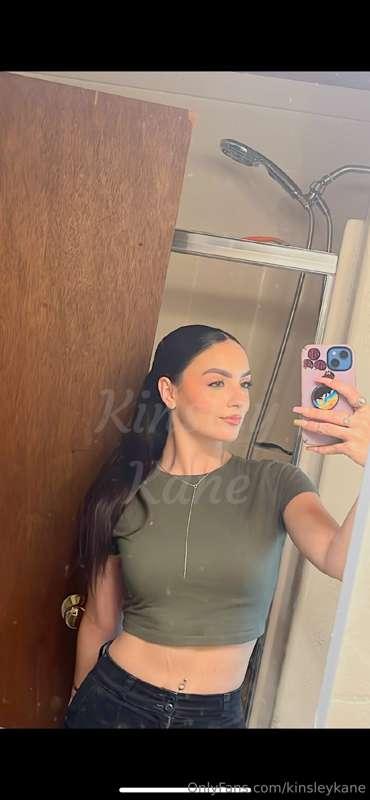 Hey babe!! I’m bored can you chat with me please??