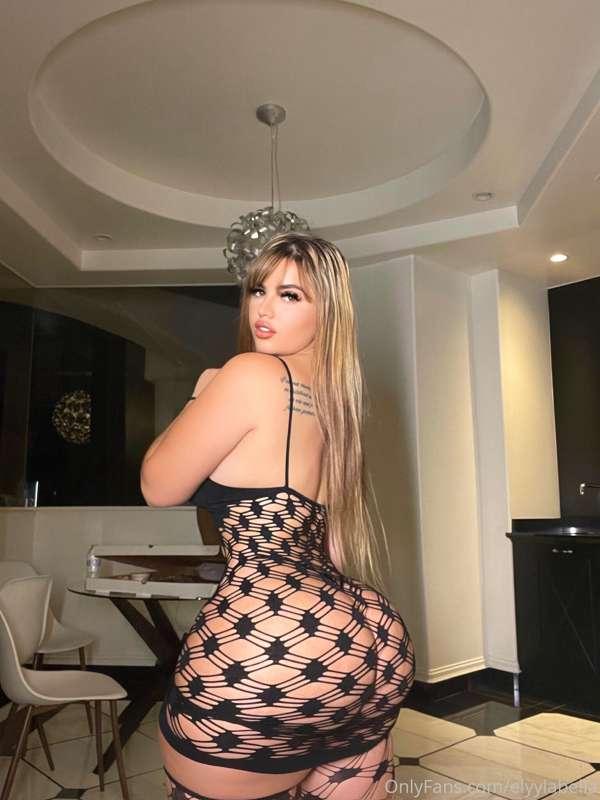 I'm a baddie I get what I want💁‍♀️💅 Do you like this dress?