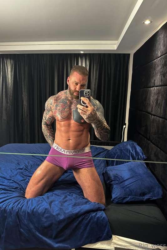 Come and sit doggy for me 😈