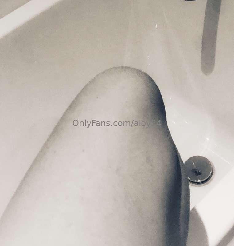 Maybe I should fill up the tub with water 🫢