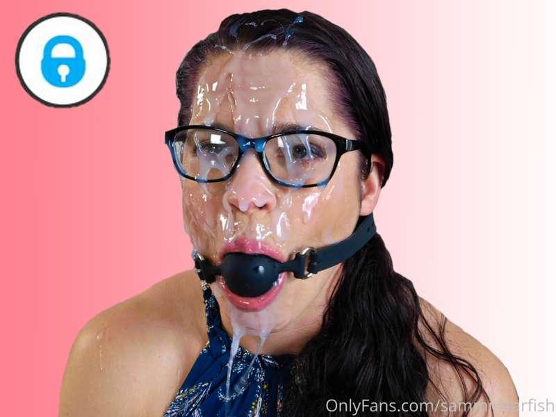 I have had several fans ask me if I am on FetLife.  The answ..