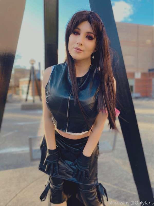 Advent children Tifa!! I bought this cosplay and painted som..