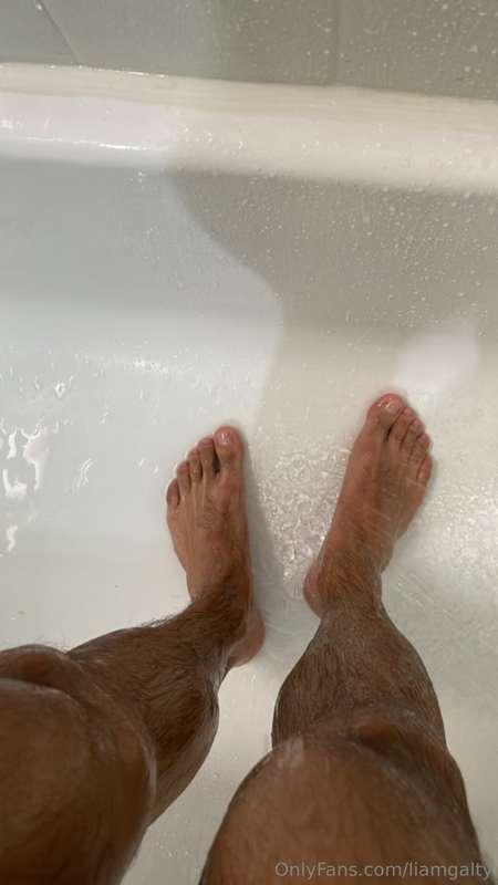 👣 ♉️