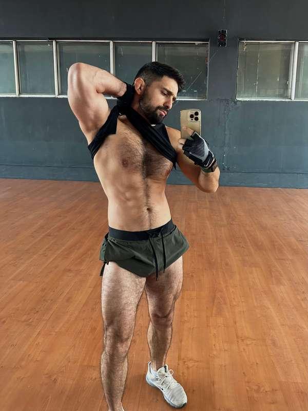 Current shape 💪🏻 

#fitbody #fitness #malemodel 