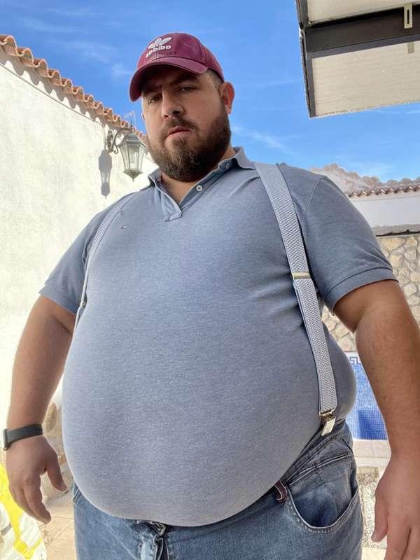Huge guts need strong suspenders…