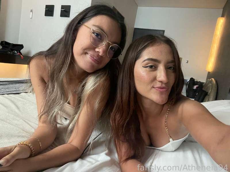 I have a new girl on girl
Video for u 🤤 i know u like those very much! I did it again with my friend Fernanda! We played and took some little videos first before having fun in the bathroom ❤️‍🔥

#fyp #lesbian #naked #bigtits #smalltits #latina #teen #girlongirl #mexicana