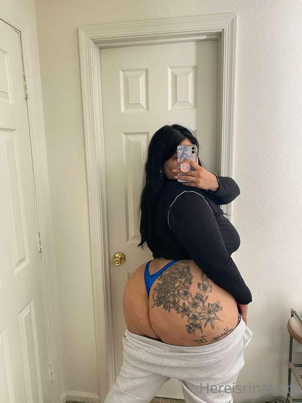 Will be selling my panties dm me for any Questions babe