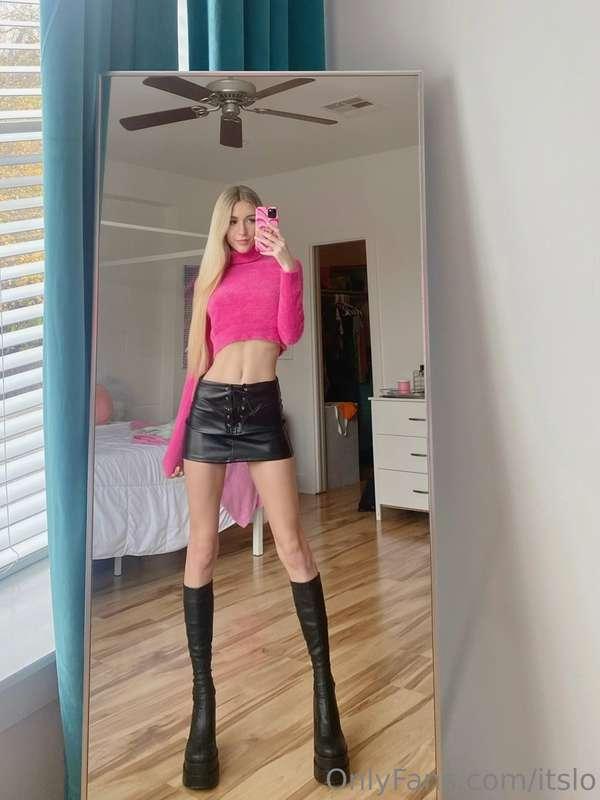 on/off/upskirt?