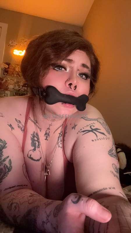 I’m such a good dog ~ I obey 🥴