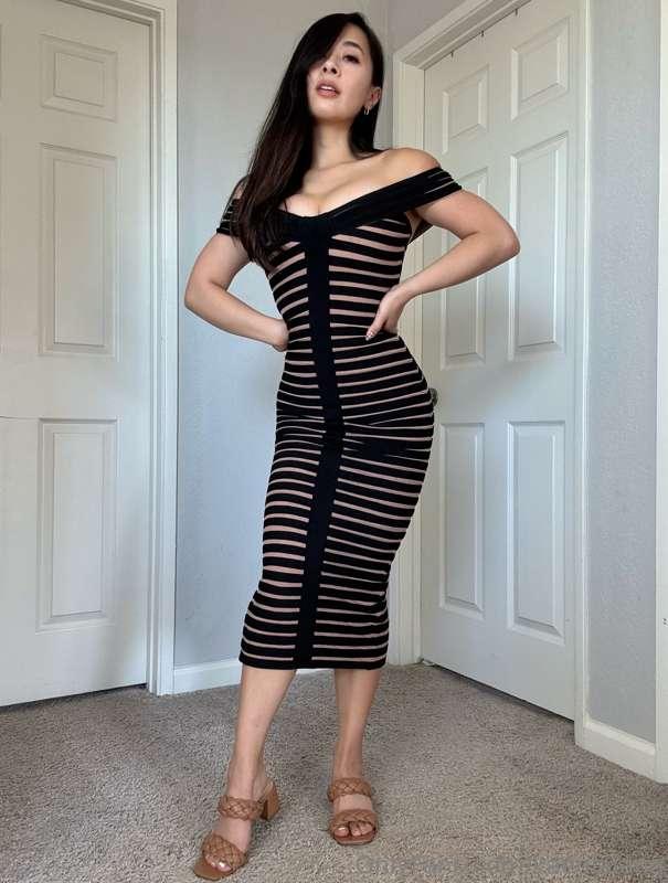 like me in or out of my dress more? 😜