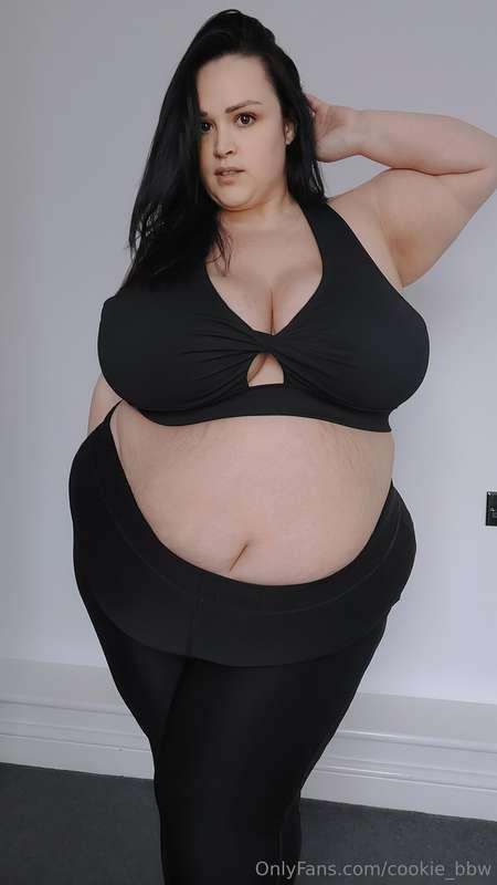 Feeling oh so curvyyy...mmmmm 🥰