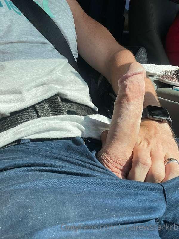 Another road trip and the vibrations always get me hard