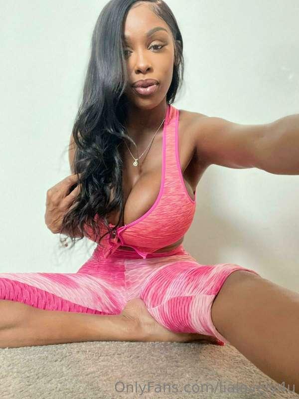 Stretch with me 😏