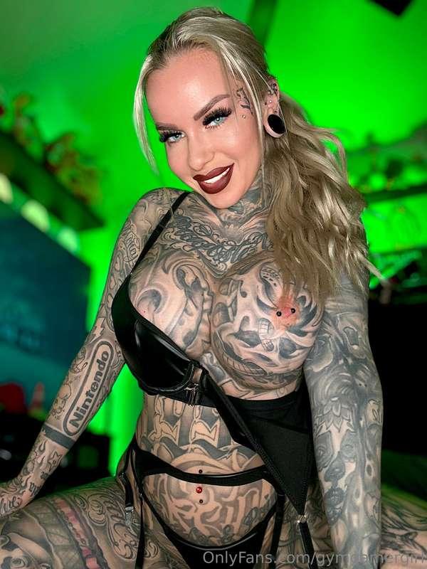 I guess you haven't seen my HOTTEST VIDEOS!! 😈💦 Just tip me ..