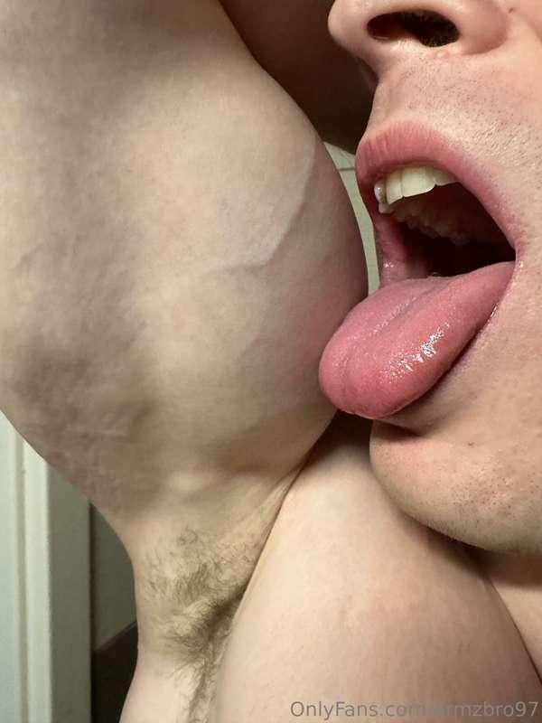 armzbro97 image #4