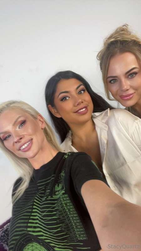 3 Way Stream today! Join us live xo - https://onlyfans.com/m..