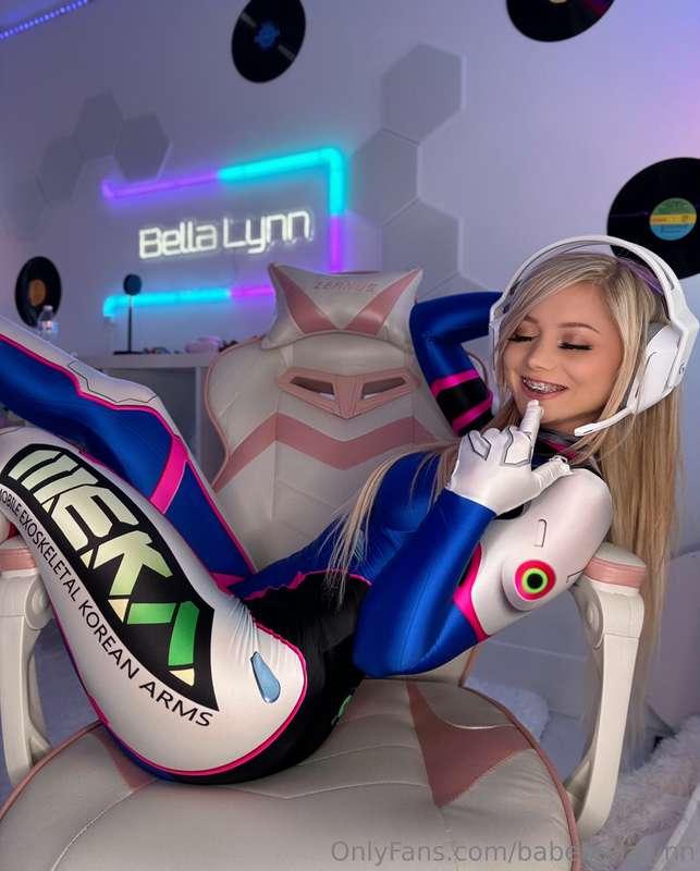 I don’t lag, I just distract 😇