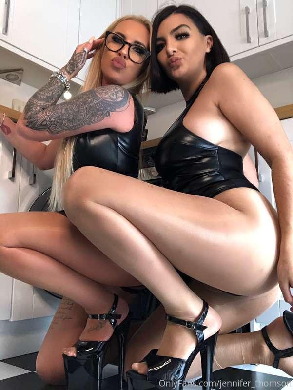 Wanna see me & @uncensoredbitch kissing?? 👅 I’ve just DM’d m..