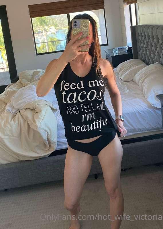 It’s taco 🌮 Tuesday 💋💋💋