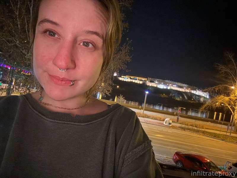 This view is wild! I can see the fortress from my window! 