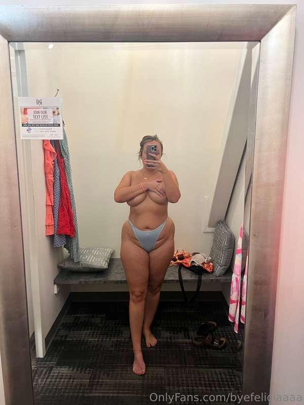 dressing room fun:)