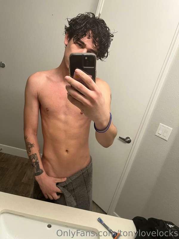tonylovelocks image #2